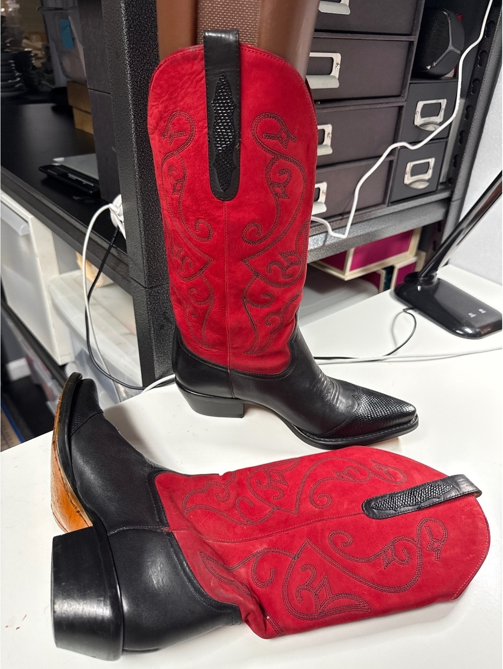 Nine West Black Leather Red Suede Western made in Brazil Cowboy Boots Size 6.5 - Picture 4 of 11